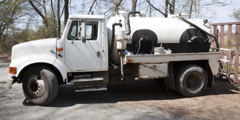 The Difference Between Septic Tank Cleaning and Pumping