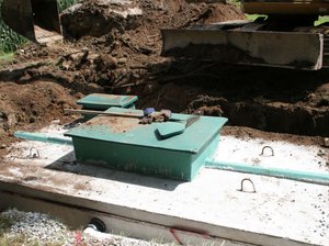 septic tank pumping